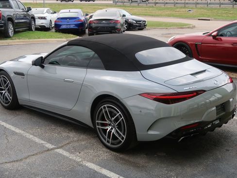 Used 2022 Mercedes-Benz SL 55 AMG 4MATIC image 12