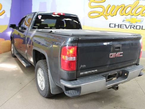 Used 2017 GMC Sierra 1500 SLE AWD/4WD image 6