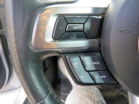 Used 2017 Ford Mustang Premium image 35