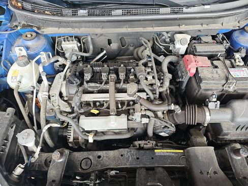 Used 2024 Nissan Kicks SV FWD image 14
