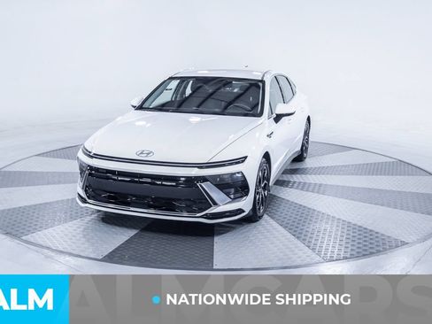 Used 2025 Hyundai Sonata SEL FWD image 2