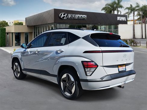 New 2025 Hyundai Kona SEL image 5