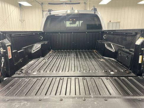 Used 2023 Toyota Tacoma SR5 w/ Technology Package AWD/4WD image 23