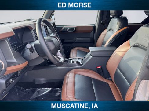 Used 2024 Ford Bronco Outer Banks image 9