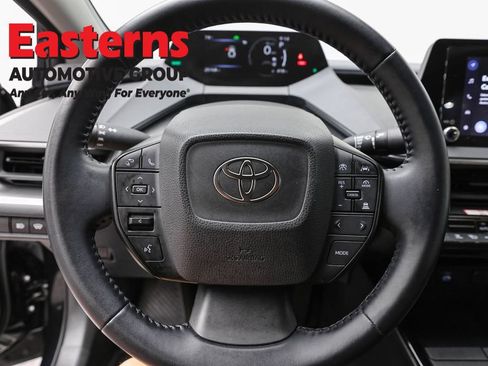 Used 2025 Toyota Prius LE FWD image 10