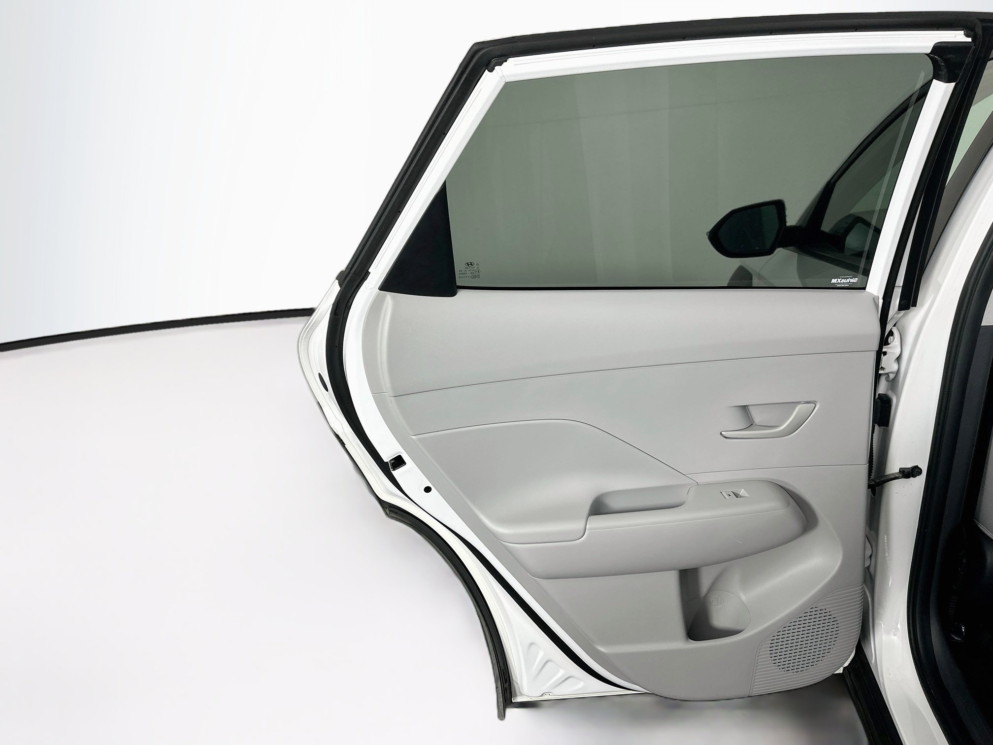 Used 2025 Hyundai Kona SEL FWD image 26