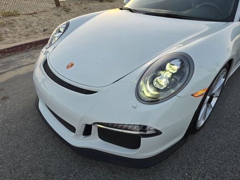 Used 2015 Porsche 911 GT3 RWD image 9