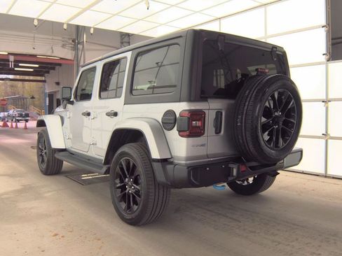 Used 2023 Jeep Wrangler Unlimited Sahara w/ Cold Weather Group image 4