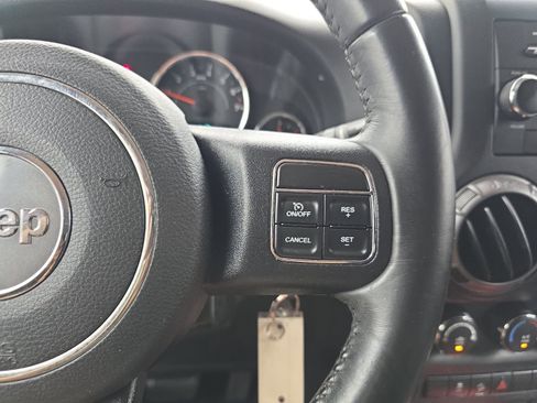 Used 2017 Jeep Wrangler Unlimited Sport w/ Quick Order Package 24S AWD/4WD image 14