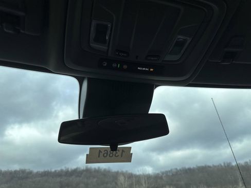 New 2026 Chevrolet Silverado 1500 LT image 17