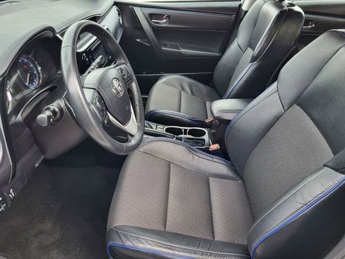 Used 2019 Toyota Corolla SE image 11