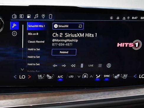 Used 2025 Chevrolet Tahoe High Country AWD/4WD image 22