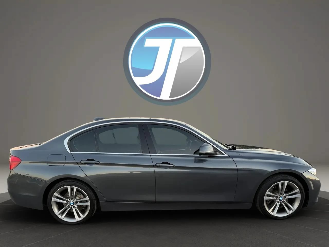 Used 2017 BMW 330i Sedan RWD image 6