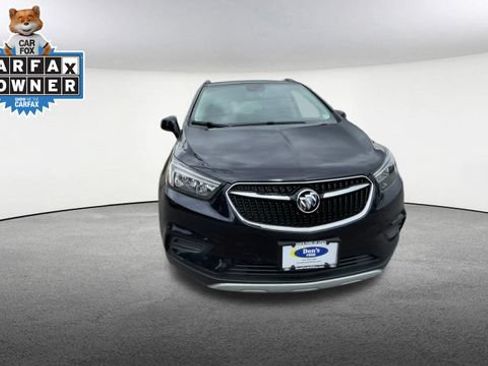 Used 2022 Buick Encore Preferred w/ Safety Package FWD image 3
