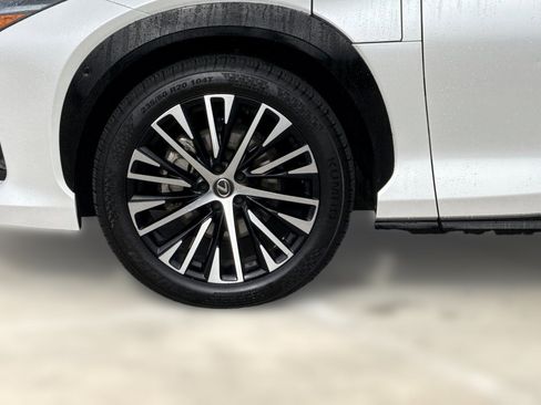 Certified 2023 Lexus RZ 450e Premium w/ Technology Package AWD/4WD image 13
