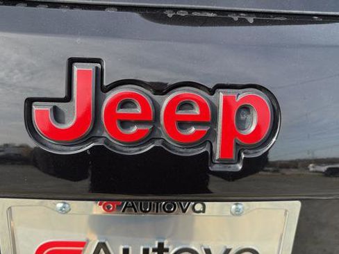 Used 2021 Jeep Grand Cherokee Limited w/ Quick Order Package 28K 80th image 11