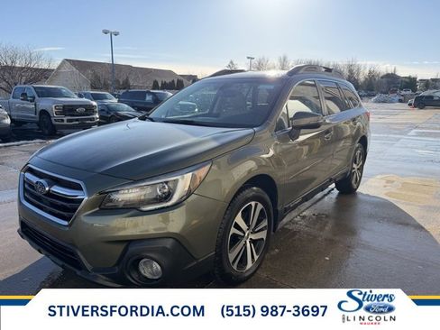 Used 2018 Subaru Outback 2.5i Limited image 1