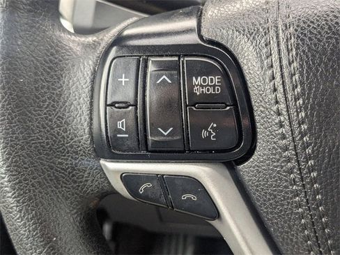 Used 2019 Toyota Sienna LE image 28