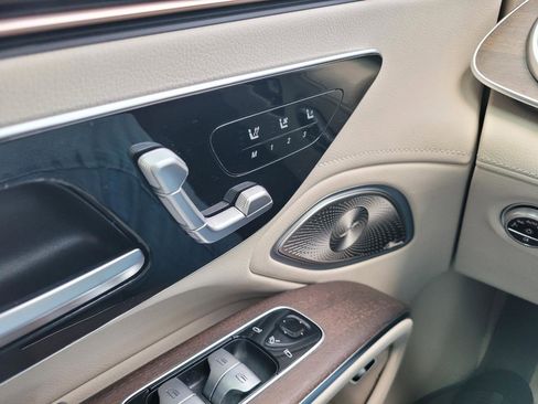 Used 2022 Mercedes-Benz EQS 450+ Sedan image 17