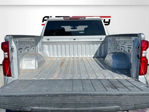 Used 2022 Chevrolet Silverado 1500 RST image 25