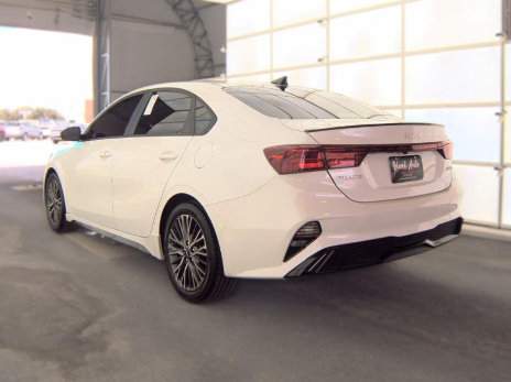 Used 2022 Kia Forte GT-Line w/ GT-Line Technology Package FWD image 5