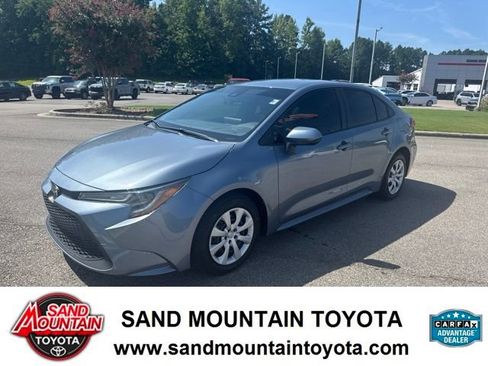 Used 2022 Toyota Corolla LE FWD image 6