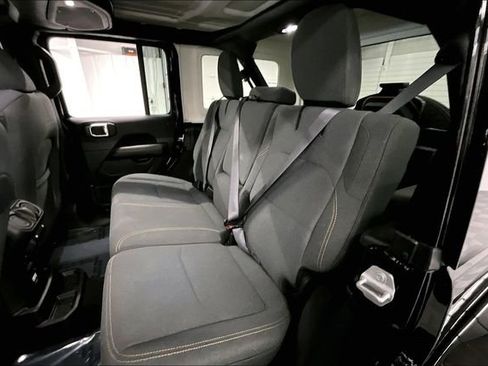 Used 2025 Jeep Wrangler Unlimited Sahara w/ Safety Group image 24