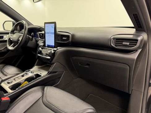 Used 2021 Ford Explorer ST w/ Equipment Group 401A image 32