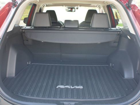 Used 2025 Toyota RAV4 XLE Premium image 16