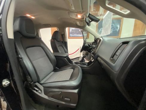Used 2017 Chevrolet Colorado Z71 RWD image 14