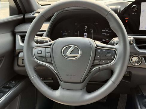 Used 2025 Lexus UX 300h AWD w/ Accessory Package (Z1) image 9