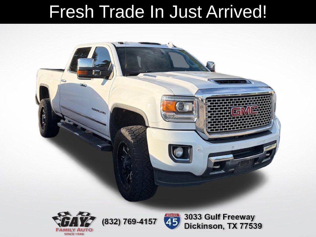 Used 2017 GMC Sierra 2500 Denali w/ Duramax Plus Package AWD/4WD image 1