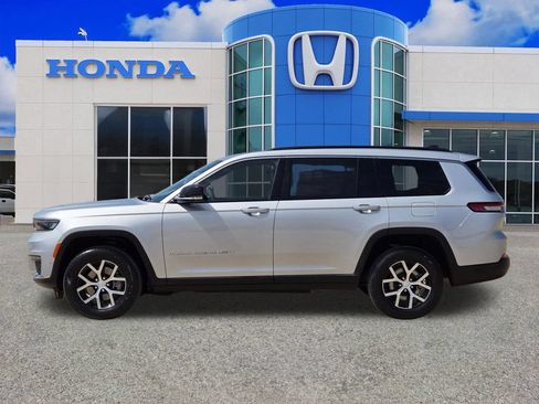 Used 2024 Jeep Grand Cherokee L Limited w/ Luxury Tech Group II AWD/4WD image 6