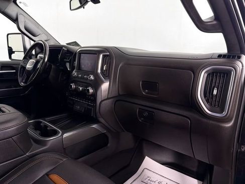 Used 2022 GMC Sierra 2500 AT4 w/ AT4 Preferred Package AWD/4WD image 28