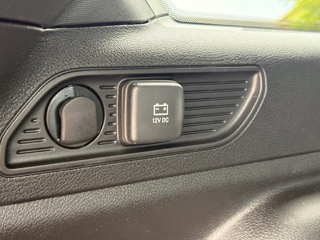 New 2026 Jeep Grand Cherokee Altitude RWD image 17