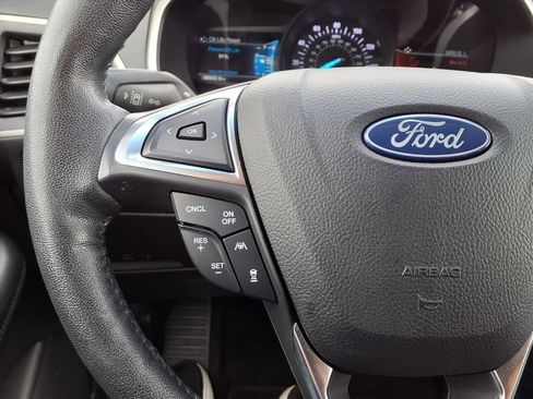 Certified 2020 Ford Edge SEL w/ Cargo Accessory Package image 17