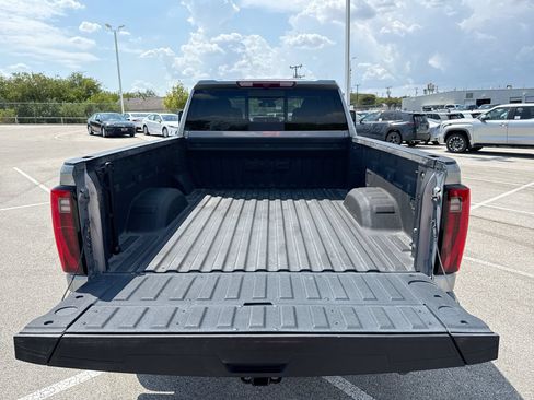Used 2024 GMC Sierra 2500 SLT w/ Texas SLT Premium Package AWD/4WD image 19