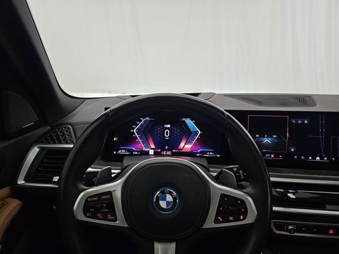 Used 2024 BMW X5 xDrive50e w/ Executive Package image 29