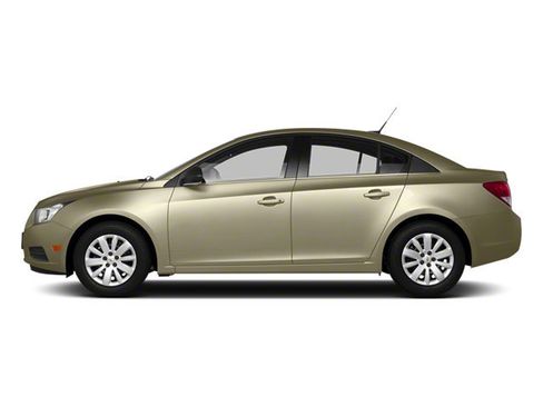 Used 2013 Chevrolet Cruze LT w/ Enhanced Safety Package FWD image 3