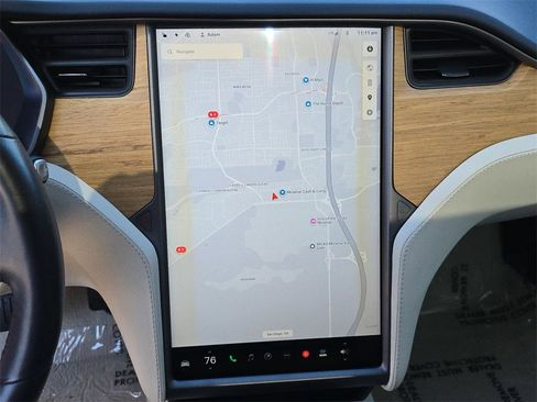 Used 2018 Tesla Model S 75D image 29