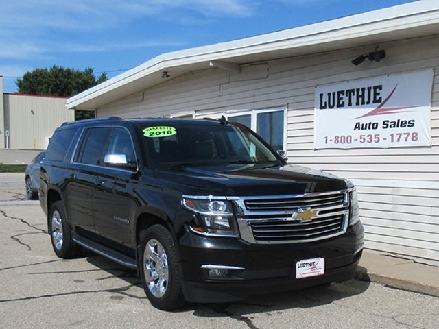 Used 2016 Chevrolet Suburban LTZ AWD/4WD image 4