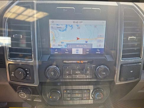 Used 2020 Ford F150 XLT w/ Equipment Group 302A Luxury AWD/4WD image 15