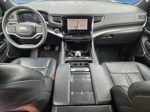 Used 2024 Jeep Wagoneer 4WD image 20