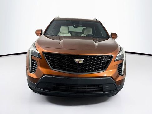 Used 2020 Cadillac XT4 Sport w/ LPO, Midnight Sport Package FWD image 2