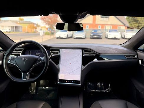 Used 2016 Tesla Model S 75 image 10