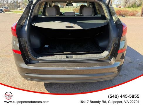 Used 2019 Hyundai Tucson SE image 11