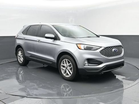 Used 2024 Ford Edge SEL w/ Convenience Package AWD/4WD image 3