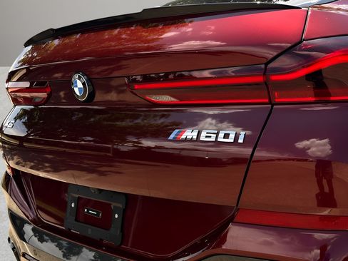Used 2024 BMW X6 M60i w/ Dynamic Handling Package AWD/4WD image 31