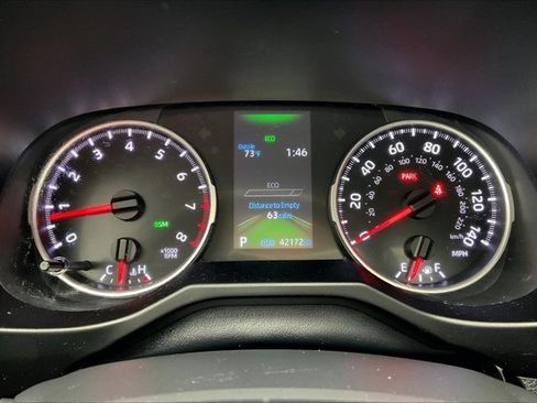 Used 2022 Toyota RAV4 XLE image 23
