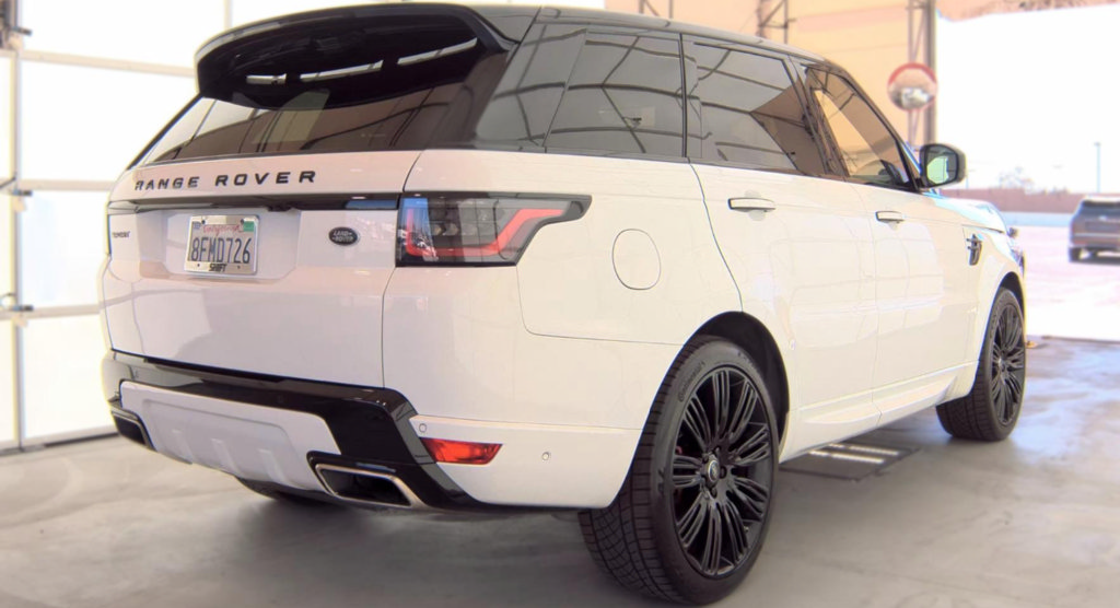Used 2019 Land Rover Range Rover Sport HSE Dynamic AWD/4WD image 2